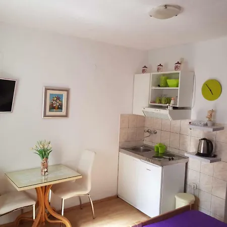 Ante Apartment